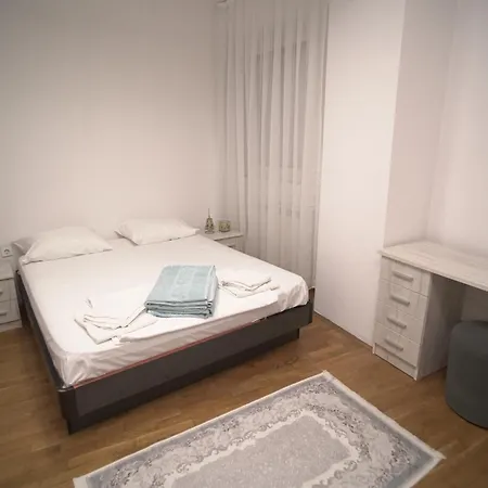 Zona * Скопье